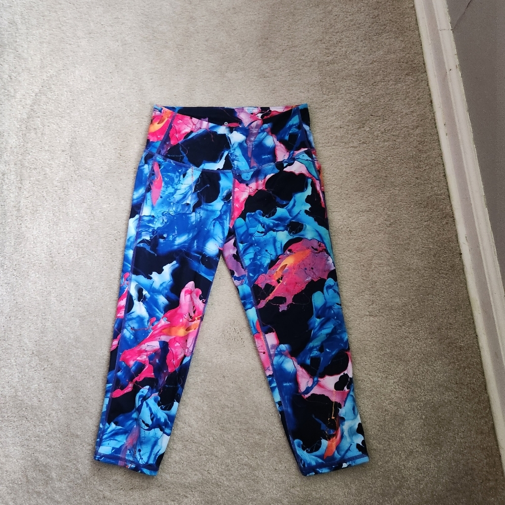 Athleta | Multi Color Capri. Nwot